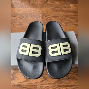 Balenciaga Black/Glow Pool Slide BB Sandals